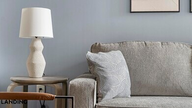 2420 Peachtree Rd NW, Unit 1305 in Atlanta, GA - Building Photo - Building Photo