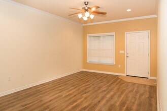 1496 Bentley Cir in Fort Walton Beach, FL - Building Photo - Building Photo