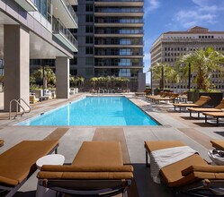 702 Broadway in San Diego, CA - Building Photo - Building Photo