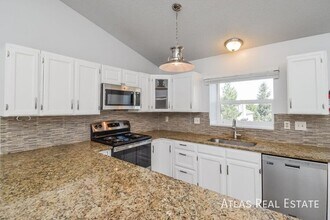 3724 Adirondack Dr in Colorado Springs, CO - Building Photo - Building Photo