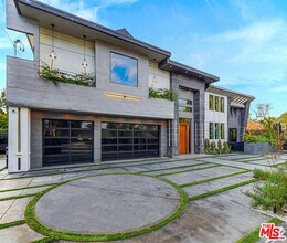 5415 Amestoy Ave in Los Angeles, CA - Building Photo - Building Photo