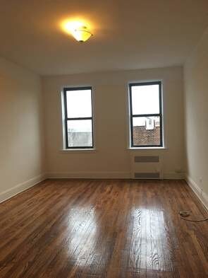 45-43 41st St in Queens, NY - Building Photo