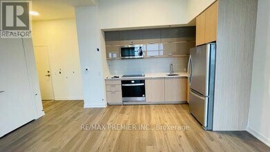 10-2410 Deerlick Ct in Toronto, ON - Building Photo - Building Photo