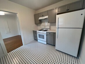 1402 E 34th St in Austin, TX - Foto de edificio - Building Photo