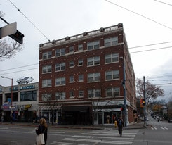 Capitol Building Apartments in Seattle, WA - Building Photo
