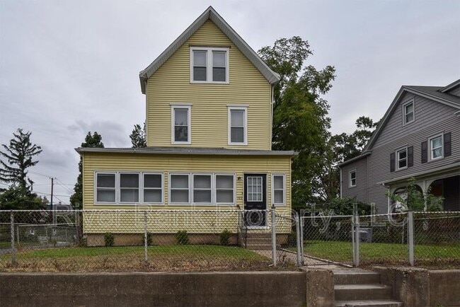 property at 702 Parry Ave