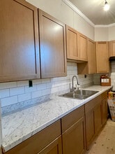 377 Brook St in New Bedford, MA - Building Photo - Building Photo