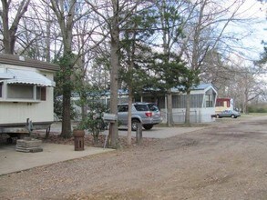 Canary Trailer Park in West Monroe, LA - Building Photo - Building Photo