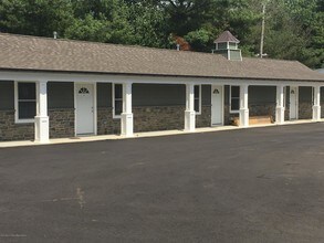 715 Union Ave-Unit -G & H in Brielle, NJ - Building Photo - Building Photo