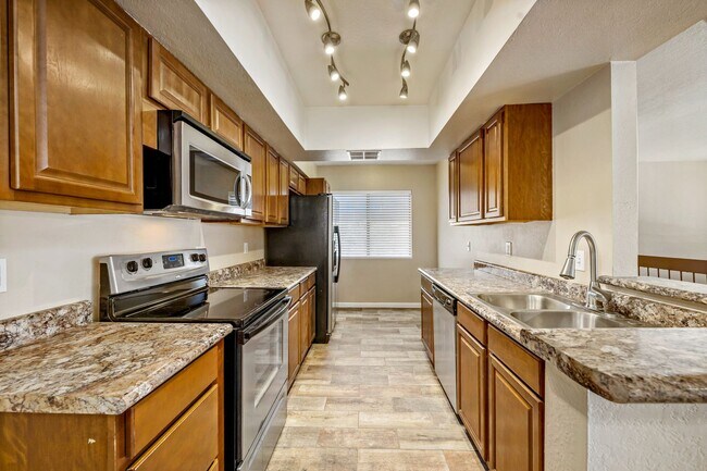 7956 E Colette Cir in Tucson, AZ - Foto de edificio - Building Photo