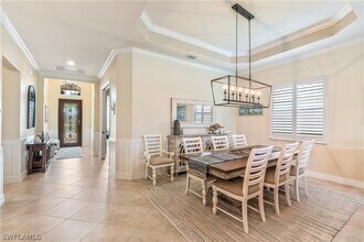 28671 Derry Ct in Bonita Springs, FL - Foto de edificio - Building Photo