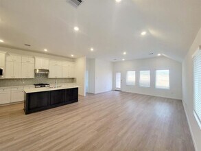 30326 Centipede Grv Ln in Fulshear, TX - Building Photo - Building Photo