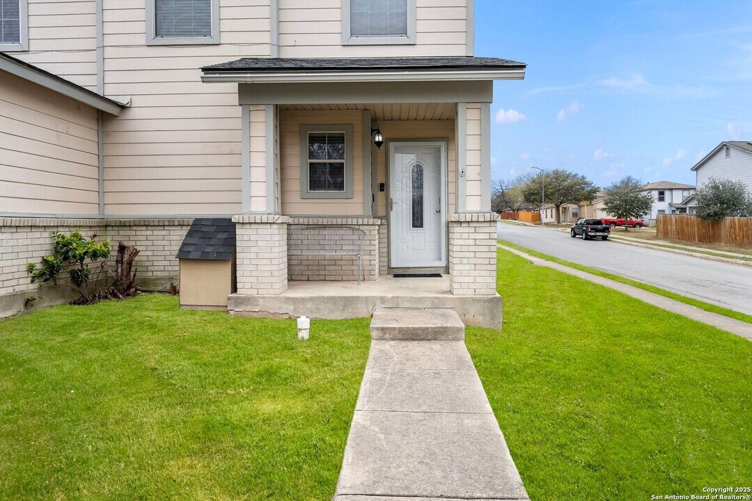 3003 Gypsy Point in San Antonio, TX - Building Photo