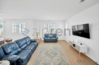 7174 Copper Sky in Corona, CA - Building Photo - Building Photo