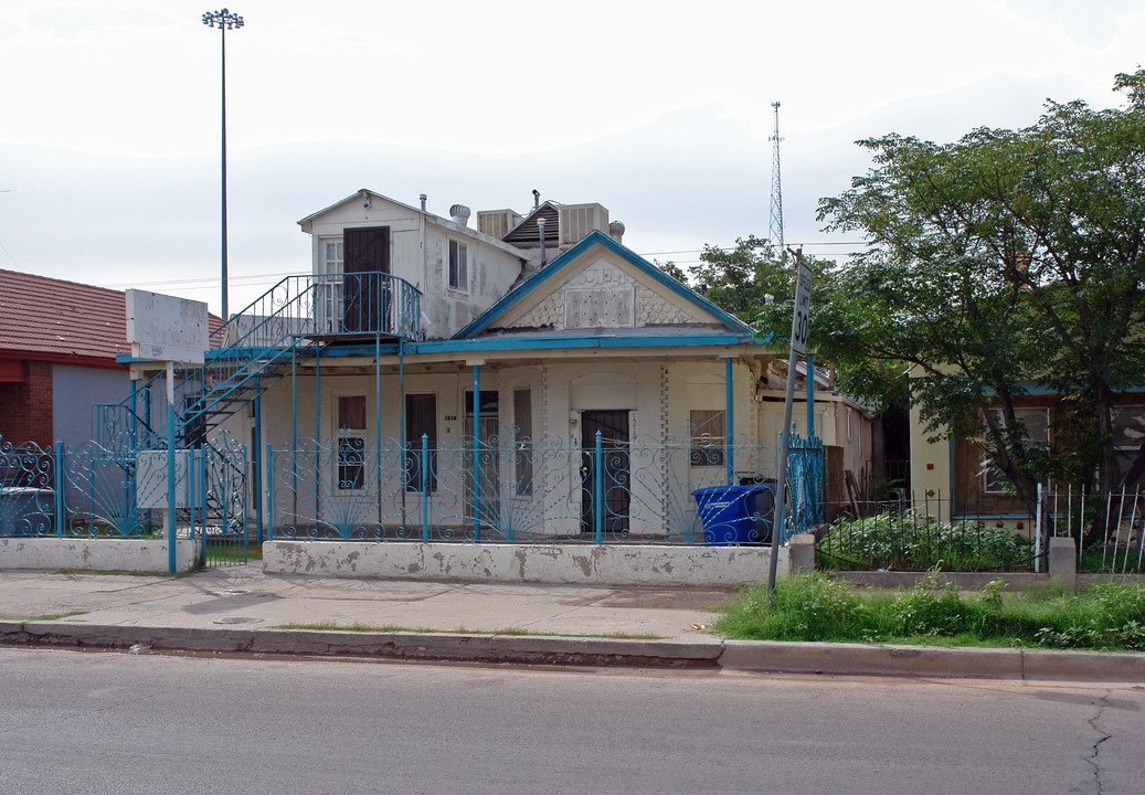 1210 Wyoming Ave in El Paso, TX - Building Photo