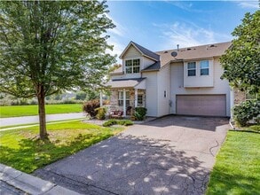 924 Cole St in Chaska, MN - Building Photo - Building Photo