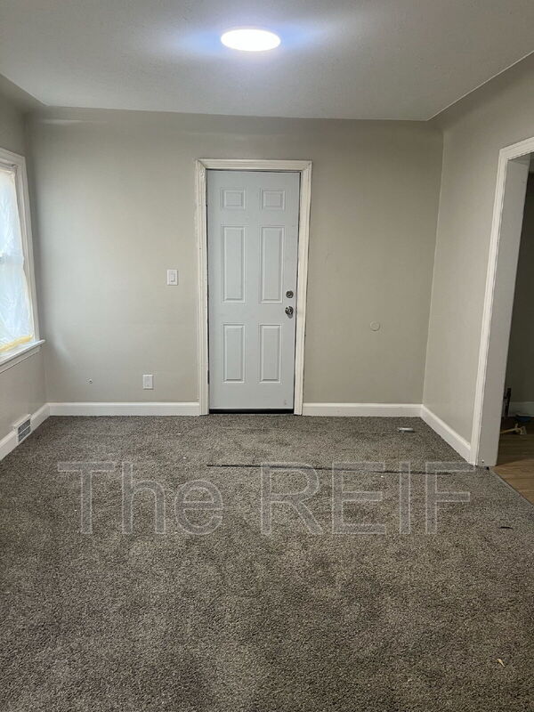 8270 Indiana St in Detroit, MI - Building Photo - Building Photo
