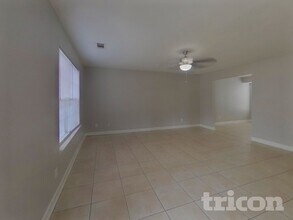 1711 Southwind Dr in Charlotte, NC - Foto de edificio - Building Photo