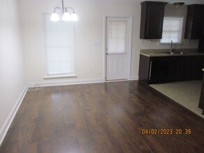 219 Robertson Dr in Leesburg, GA - Building Photo - Building Photo