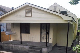 2217 N Miro St in New Orleans, LA - Building Photo