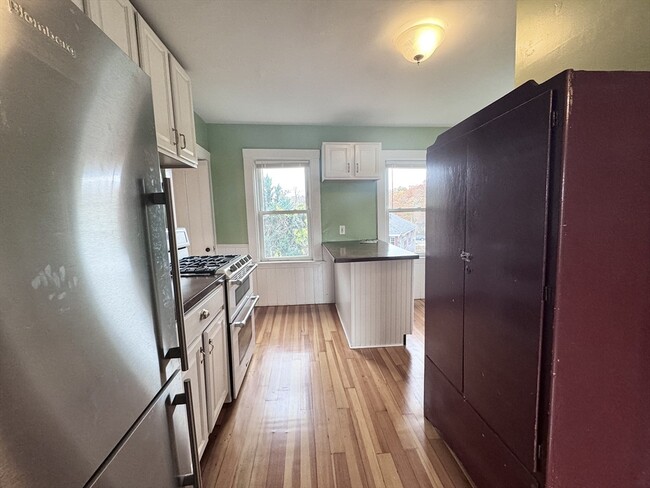 48 Jamaica St, Unit #1 in Boston, MA - Foto de edificio - Building Photo