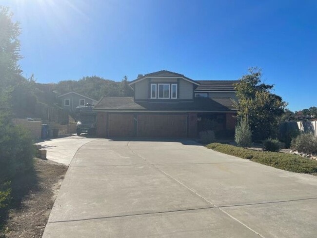 property at 526 Trailridge Dr
