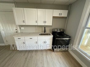 539 Pine St in Manchester, NH - Building Photo - Building Photo