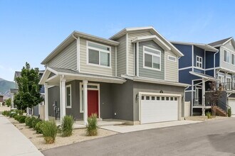 712 E 380 S in American Fork, UT - Foto de edificio - Building Photo