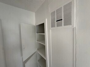 2027 Ridgeley Dr in Los Angeles, CA - Building Photo - Building Photo