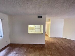 1720 N Congress Ave in West Palm Beach, FL - Building Photo - Building Photo