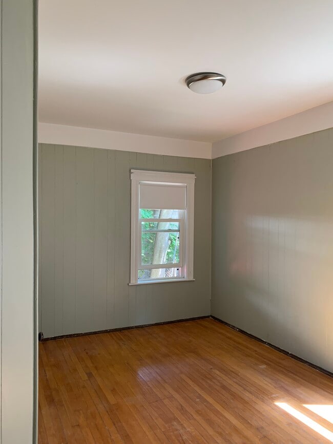 12 Quincy St, Unit 1 in Medford, MA - Building Photo - Building Photo