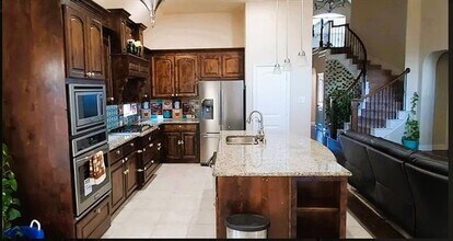 2624 Hammock Lake Dr in Little Elm, TX - Building Photo - Building Photo