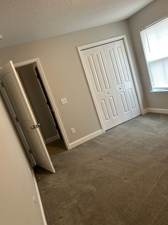 107 Hamlet Ct in Hinesville, GA - Building Photo - Building Photo