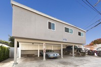 229 E 57th St in Long Beach, CA - Foto de edificio - Building Photo