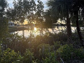 7796 Lakes Edge Ln in Port Charlotte, FL - Building Photo - Building Photo