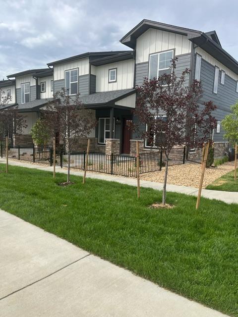 property at 4190 S Park Dr