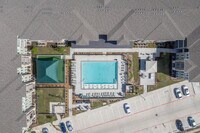 Green Oaks Apartments photo'