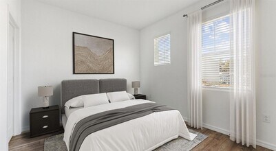 6499 SW 44th Wy in Gainesville, FL - Foto de edificio - Building Photo