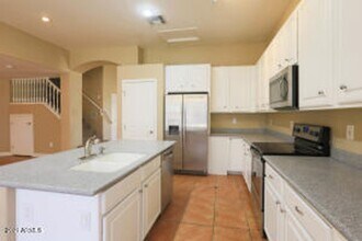 7456 W Aurora Dr in Glendale, AZ - Building Photo - Building Photo