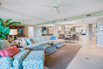 800 Ocean Dr in Juno Beach, FL - Foto de edificio - Building Photo