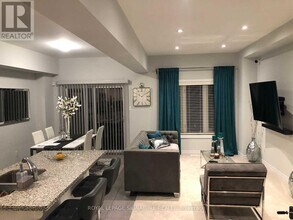 98 Shoreview Pl in Hamilton, ON - Building Photo - Building Photo