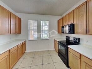 5500 Paradise Cay Cir in Kissimmee, FL - Building Photo - Building Photo