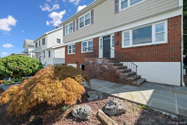 property at 14 Lincoln Ave