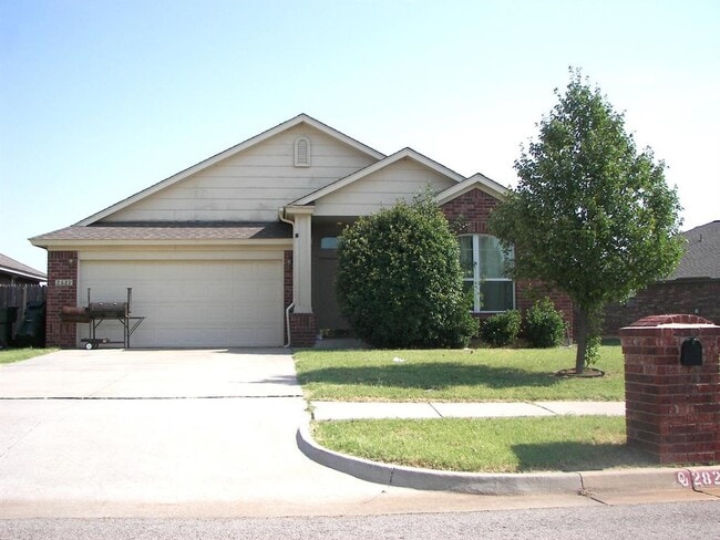 property at 2821 E Lake Dr