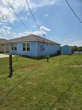 2724 Avenue D in San Leon, TX - Building Photo - Building Photo