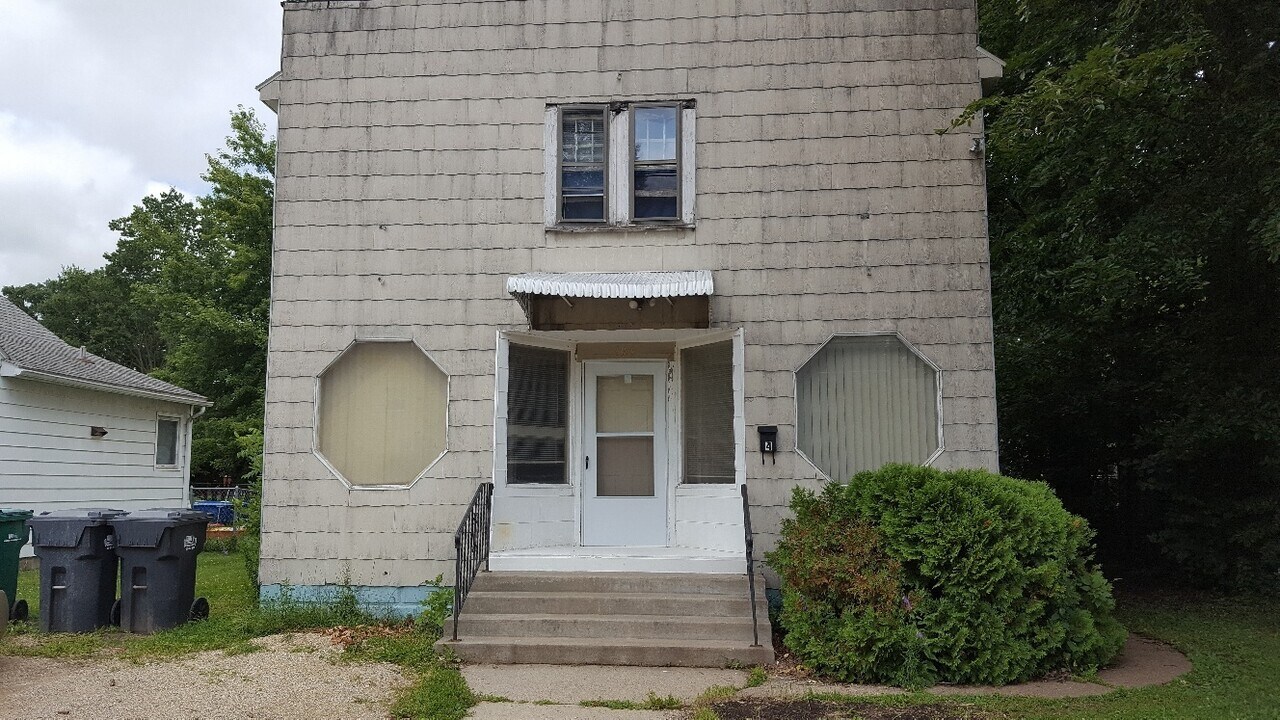 707 8th Ave SE in Austin, MN - Building Photo