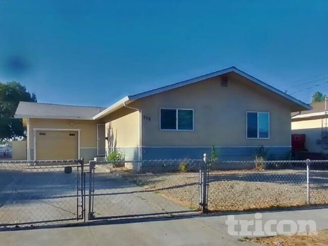 property at 916 Jacobsen St