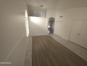 1321 W Butler Dr in Chandler, AZ - Building Photo - Building Photo