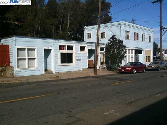 330 Buckley St in Martinez, CA - Building Photo