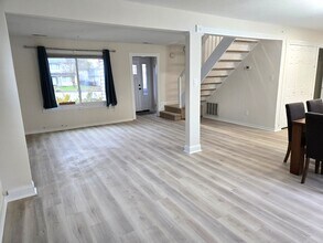 3912 Riverside Cir in Virginia Beach, VA - Building Photo - Building Photo